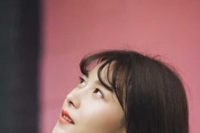 kaiyun体育app-女子泳将赛后含泪致谢团队，女子游泳重赛结果
