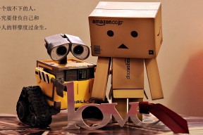 Kaiyun APP-苏炳添出席新跑鞋发布活动担任嘉宾，苏炳添专属跑鞋